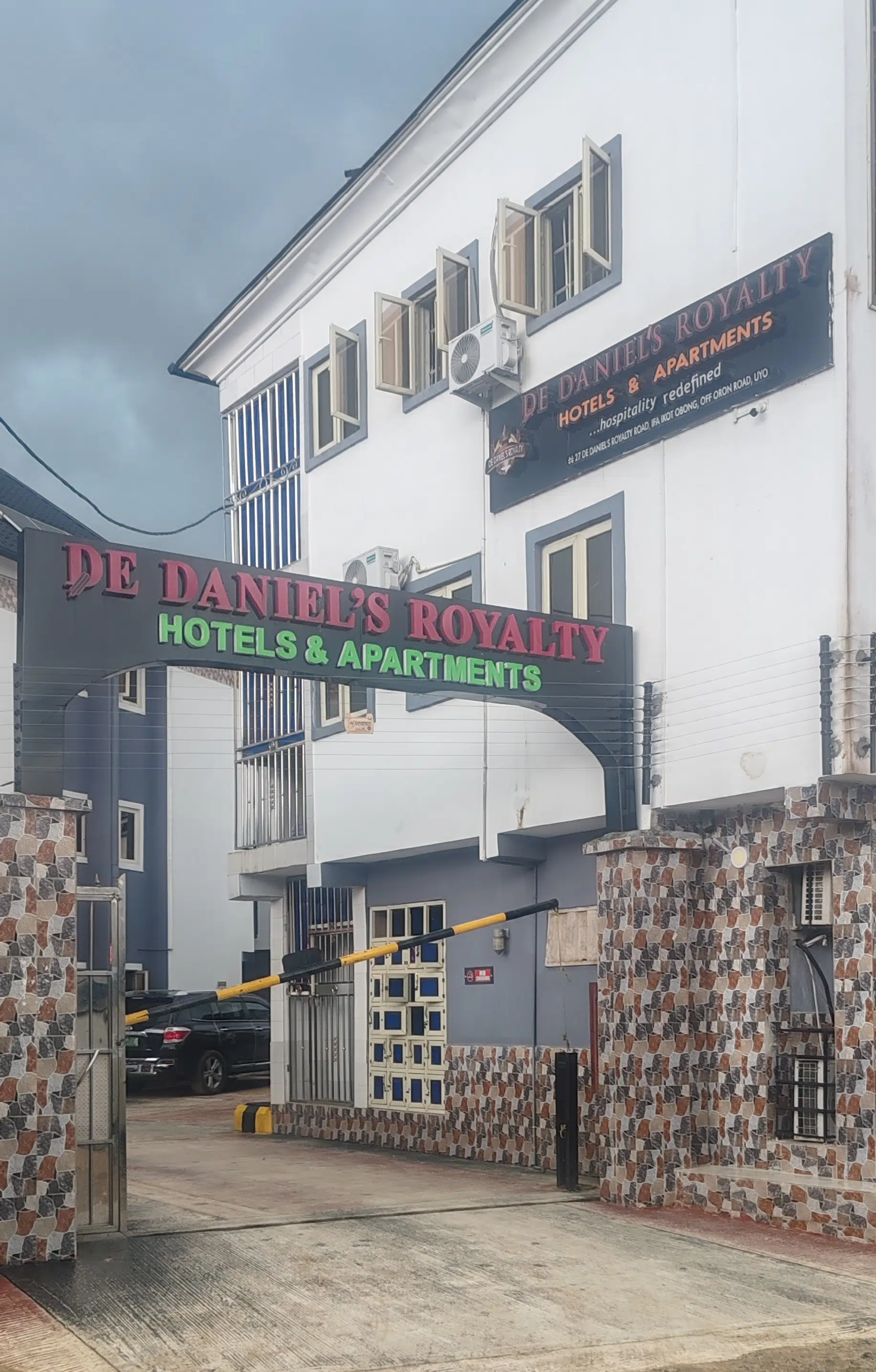 40 kVA Hybrid Solar Installation — De Daniel’s Royalty Hotel & Apartments — project image 5