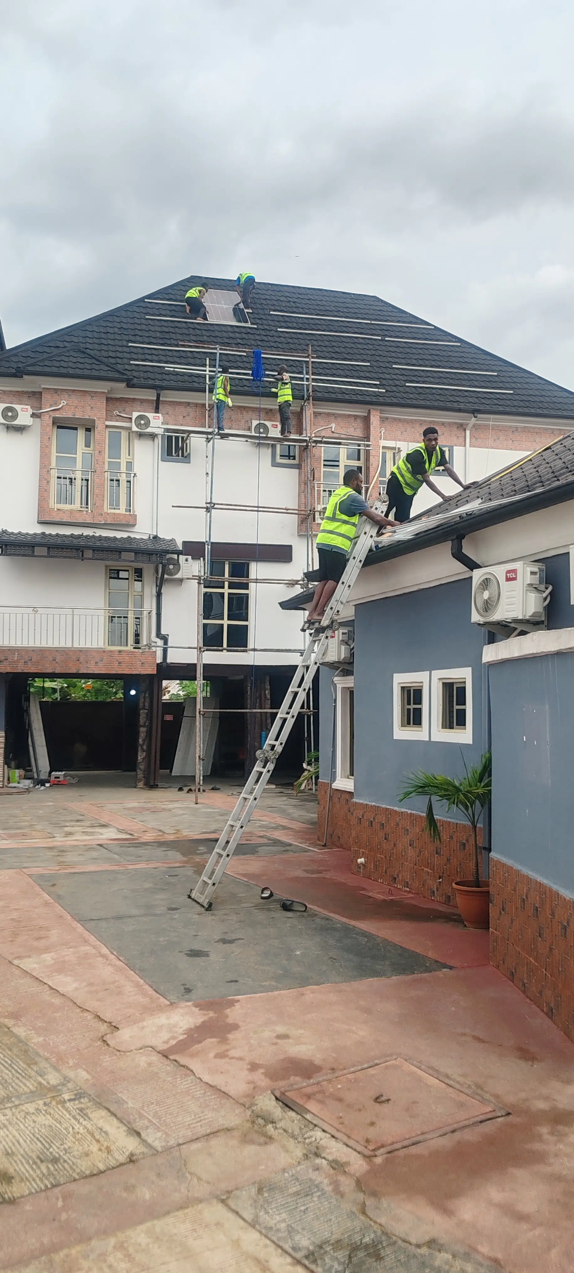40 kVA Hybrid Solar Installation — De Daniel’s Royalty Hotel & Apartments — project image 10